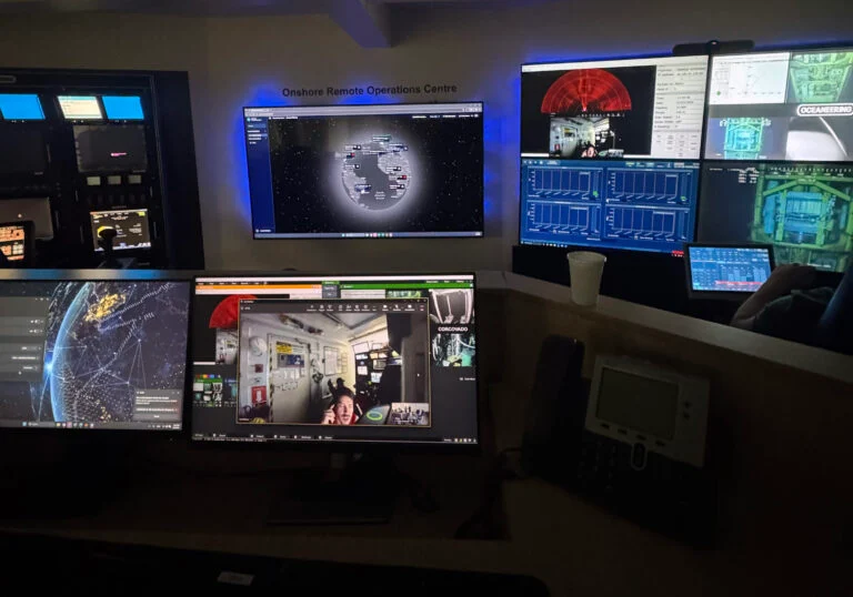 Oceaneering testa ROV em plataforma de perfuração offshore