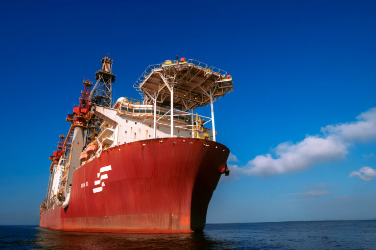 Petrobras conclui perfuração com mais uma descoberta de petróleo em águas ultra profundas do Amapá